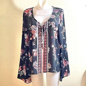 Takara Size XL Black Floral Blouse Top Flared Sleeves Lace/Tie Up Neck